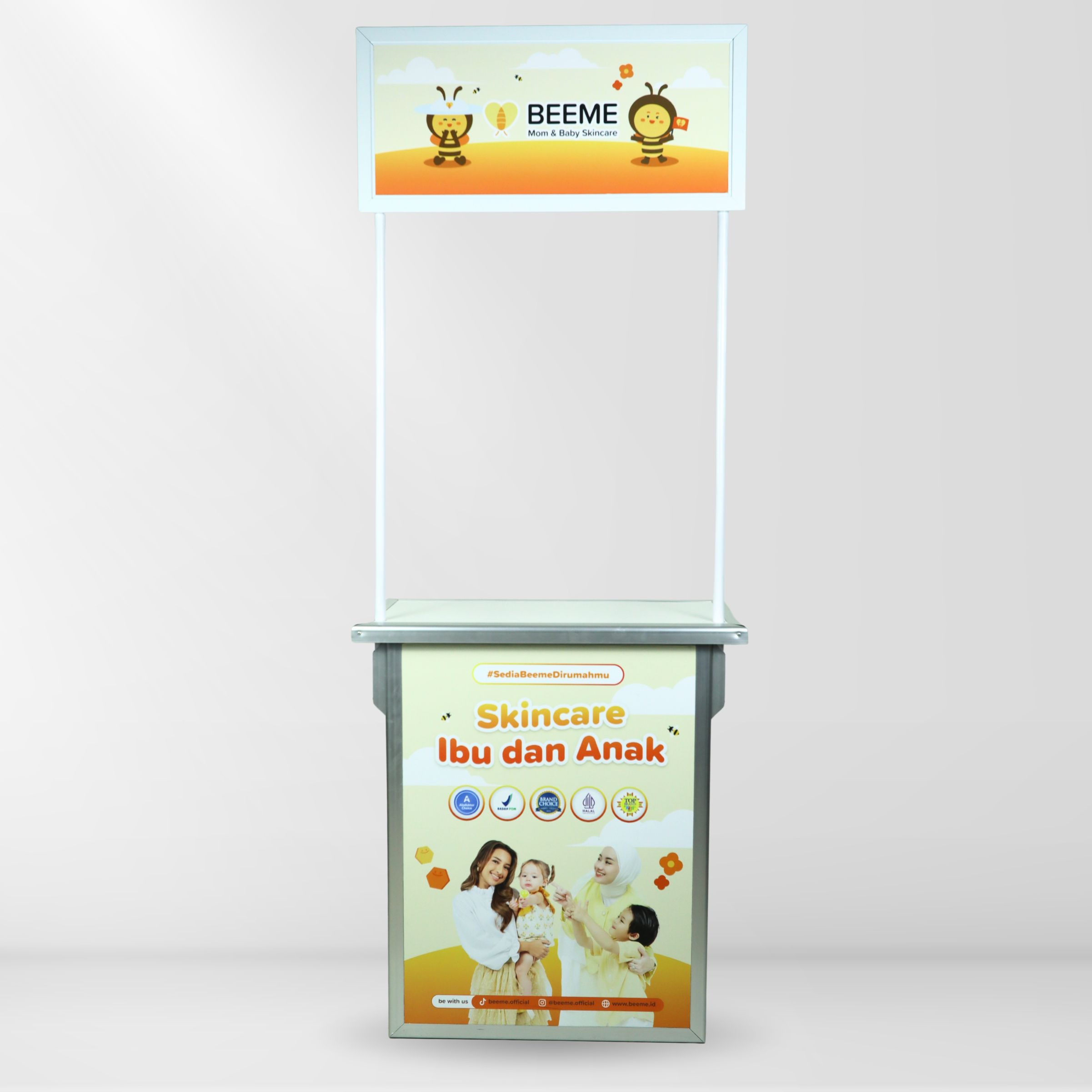 event desk beeme 1